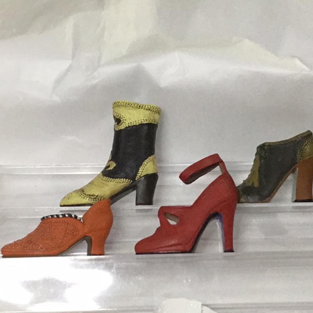 Miniature Multicolor Heels Collection - Picture 3 of 4